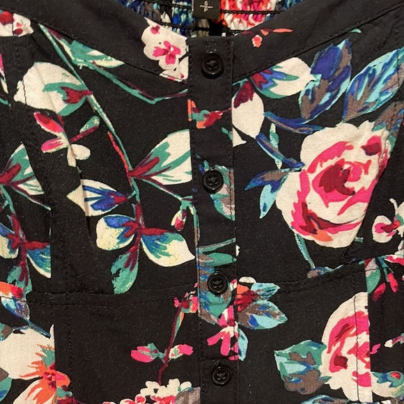 EUC Express dress black with floral pattern size small - Picture 3 of 4